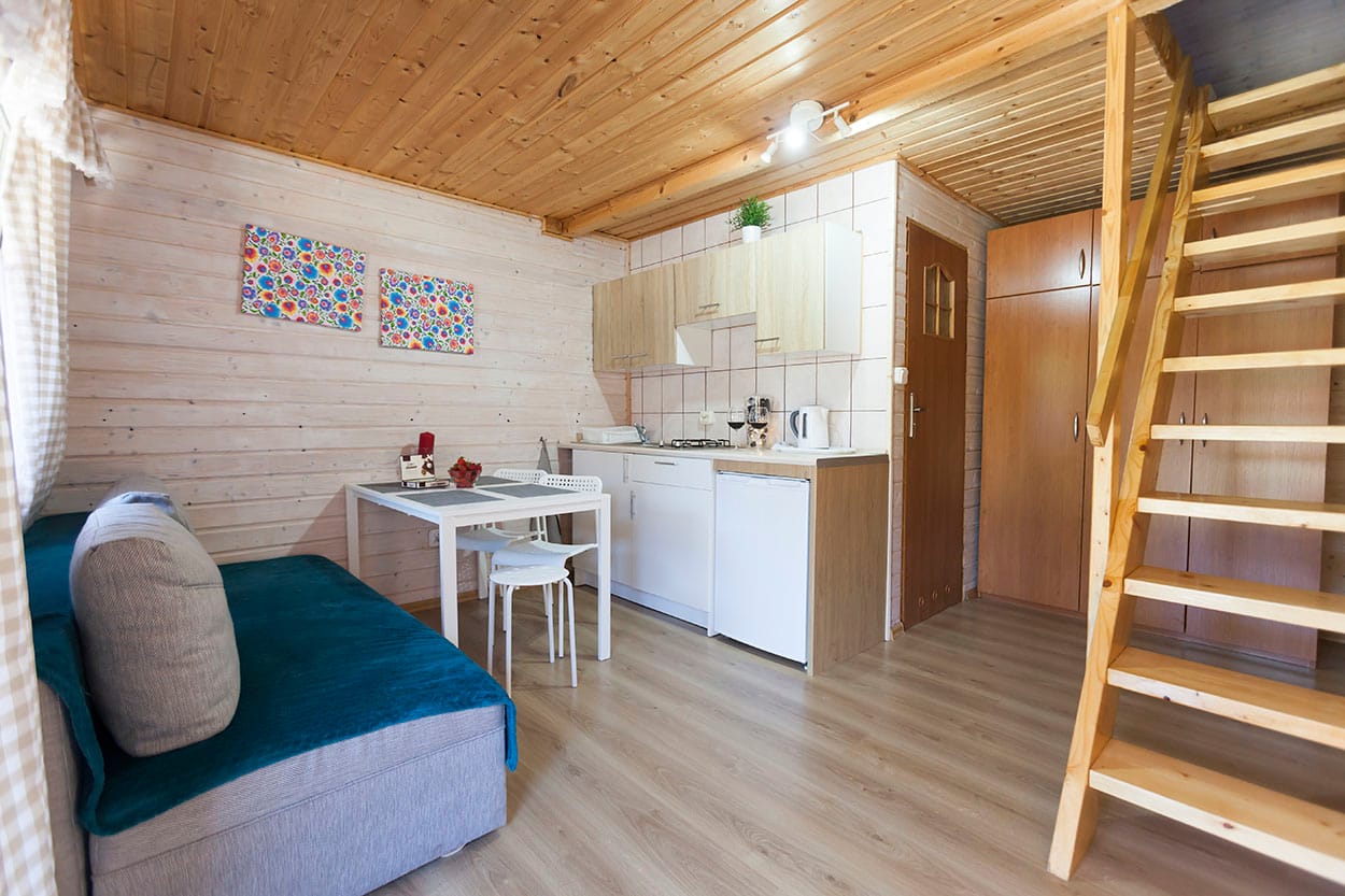 Domek cztero-sześcioosobowy piętrowy nr 16 - zdjęcie 2
