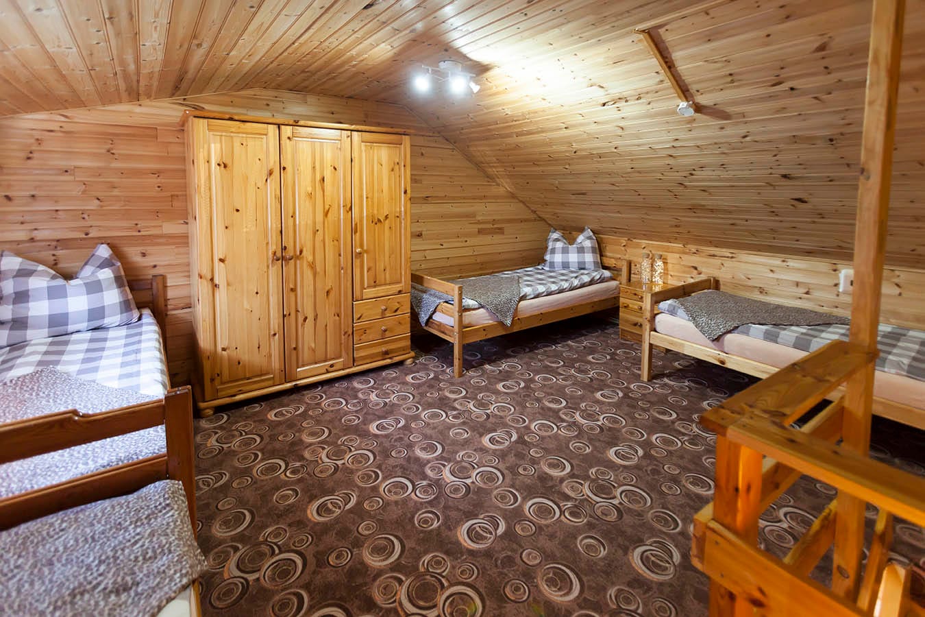Domek cztero-sześcioosobowy piętrowy nr 19 - zdjęcie 6